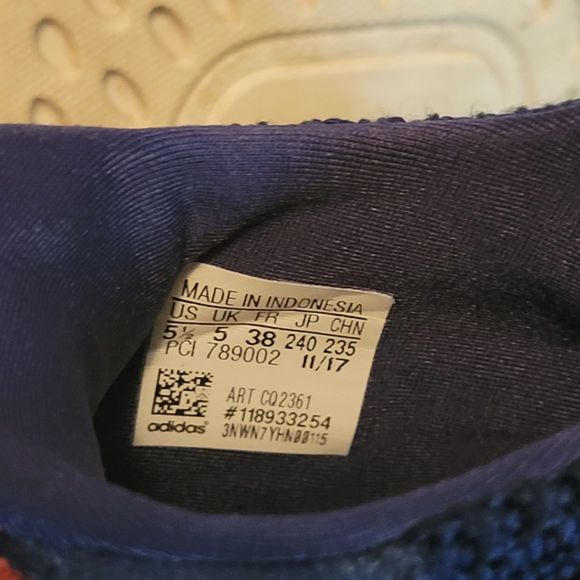 Adidas EQT Running Cross Training ADV/ 91-18 Sneakers Boys Size 5.5 US - Picture 13 of 13